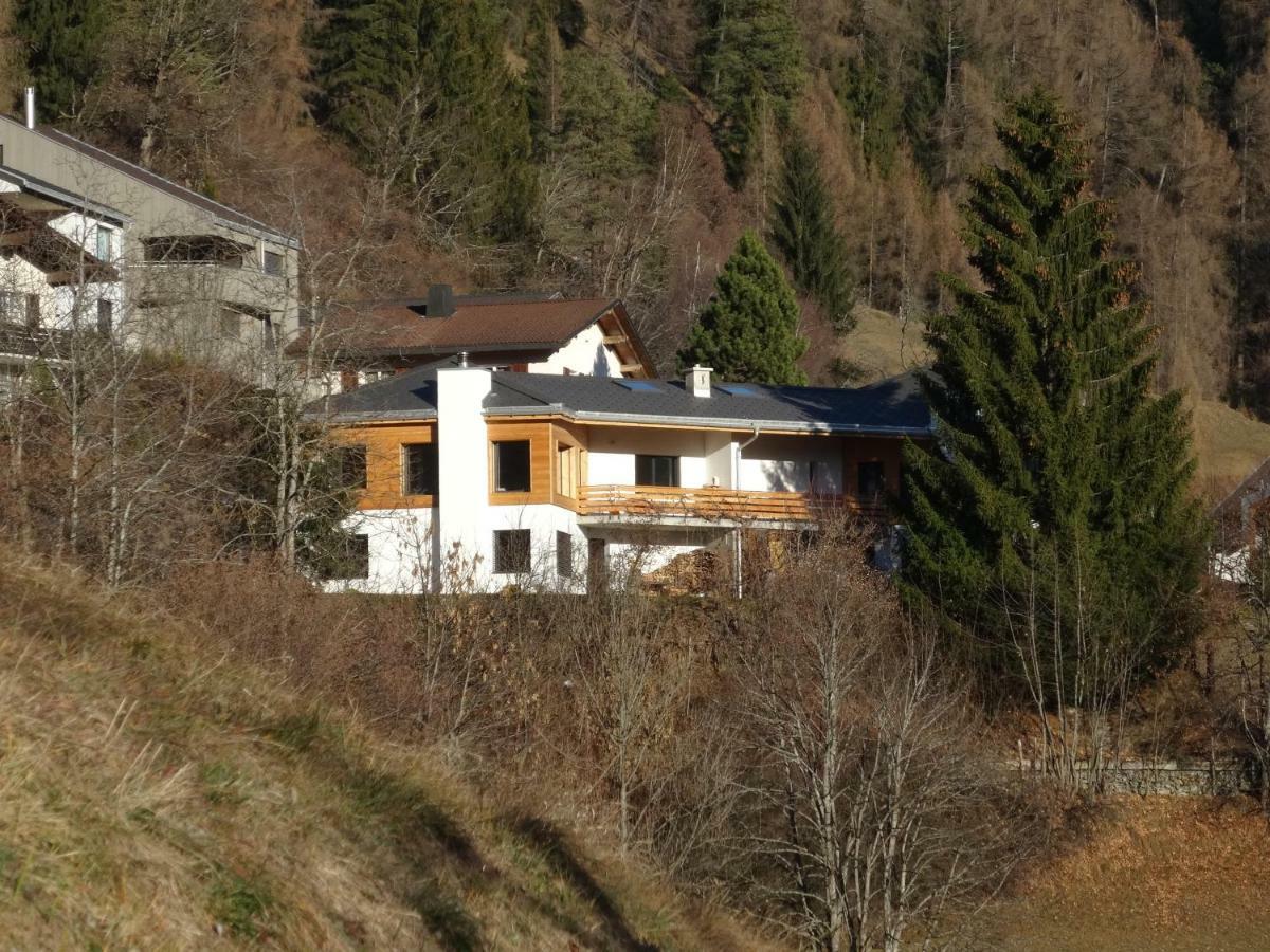 Mira Selva Villa Trin Exterior photo